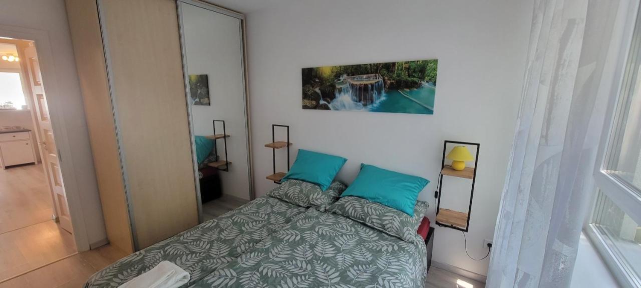 Moonshine Szeged Apartamento Exterior foto