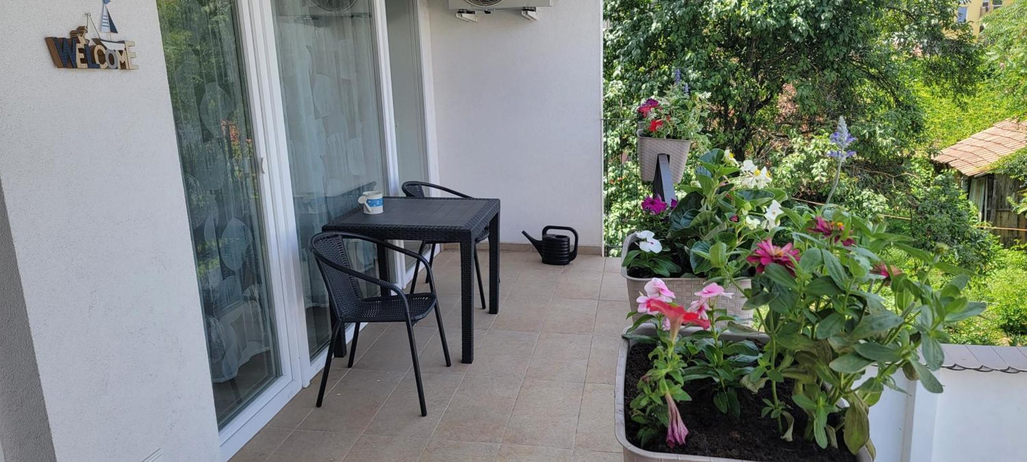 Moonshine Szeged Apartamento Exterior foto